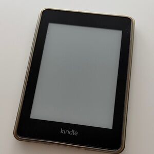 Black Amazon Kindle Paperwhite 10th edition